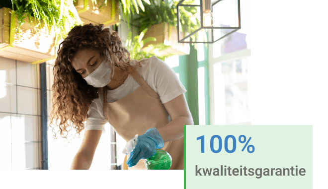 Een poetsende vrouw en een 100% kwaliteitsgarantie embleem
